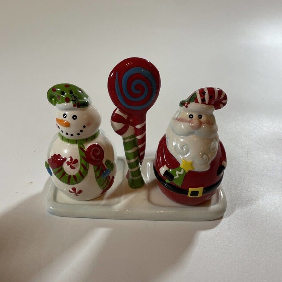 Pier 1 Imports Salt and Pepper Shakers Snowman Santa NIB Christmas Holiday Decor - Picture 3 of 7